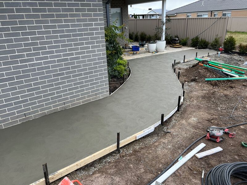 Concrete Pathway - Dridan Contracting
