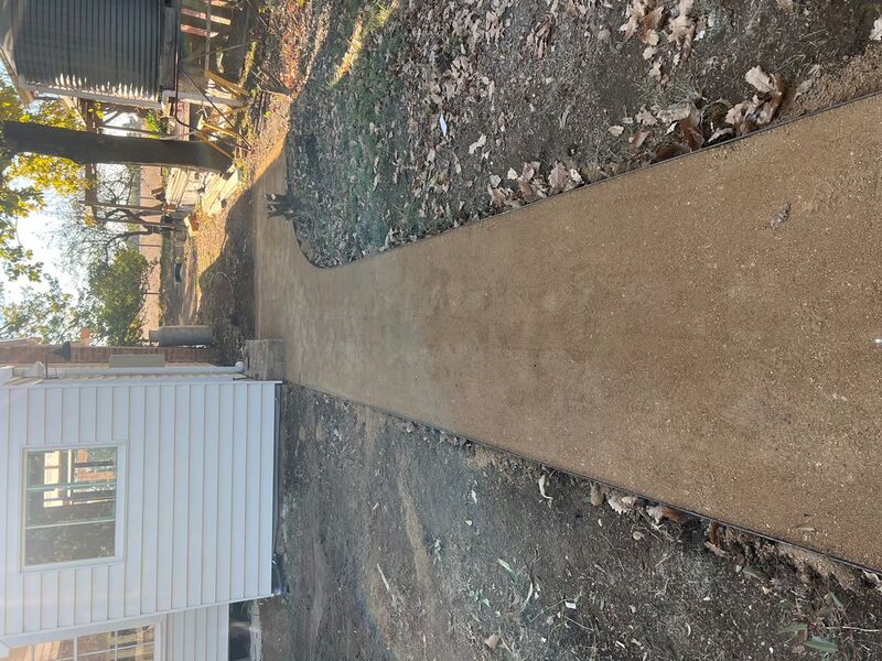Footpaths + Steel Garden Edging - Dridan Contracting