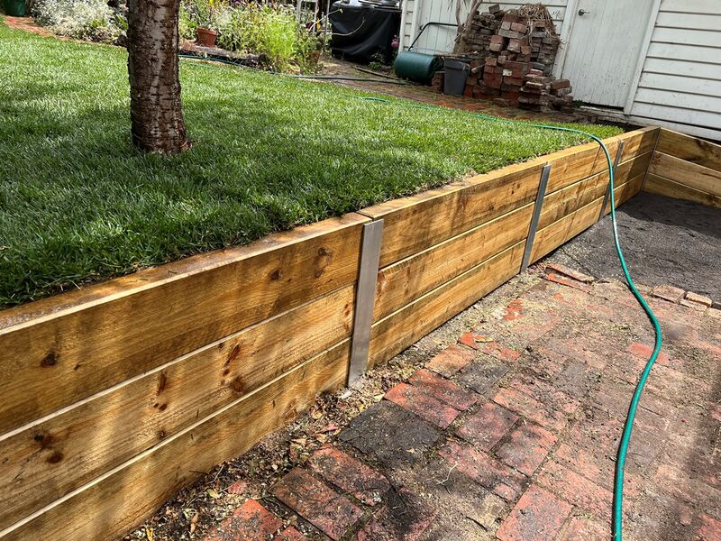 Timber Retaining Walls - Dridan Contracting